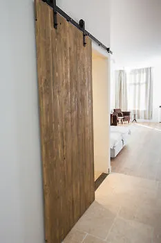 ゲストハウス Park 43 4*